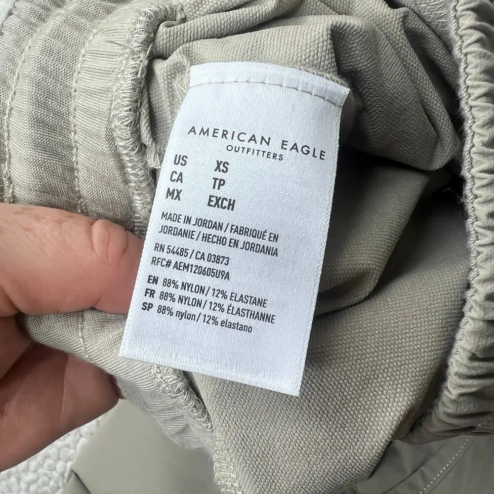 American Eagle Beige Elastic Waist XS Shorts